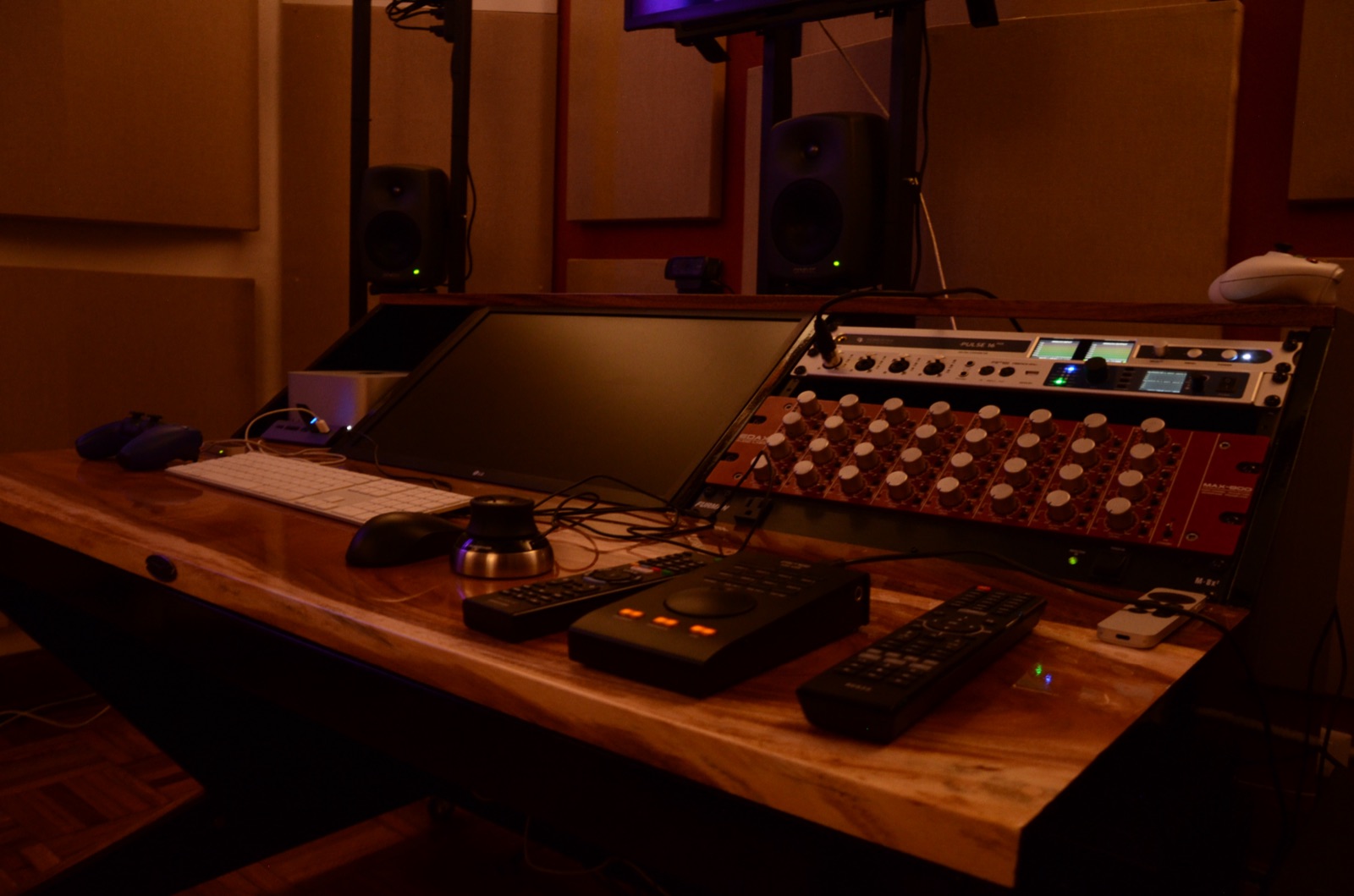Main Hall — Igloo Studios